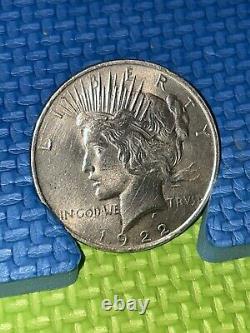 1922 Silver Peace Dollar coin, rare and in great condition. No mint mark