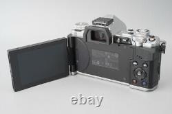 MINT Olympus OM-D E-M5 Mark II Mark2 Mirrorless Digital Camera Body Silver EM5